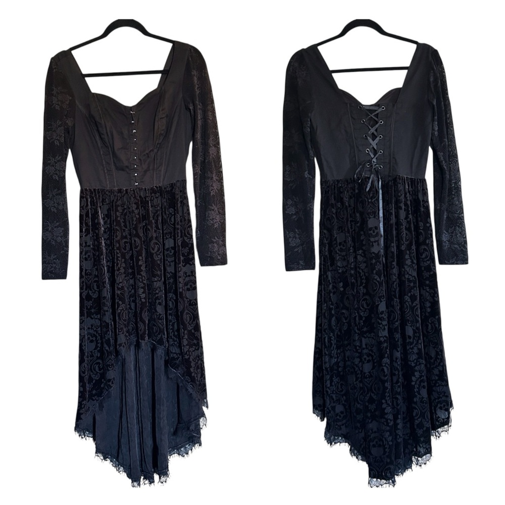 NEW Hot Topic Black Long-Sleeve Lace Skull Velvet Extreme Hi-Low Gown Punk Small